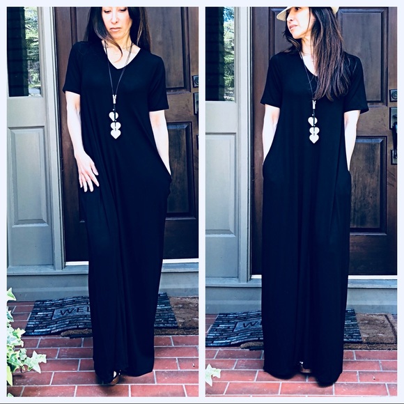 ✨RESTOCKED✨Black long side pocket maxi dress - Picture 3 of 7